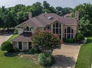 1612 Bay Crest Trl, Heath, TX 75032