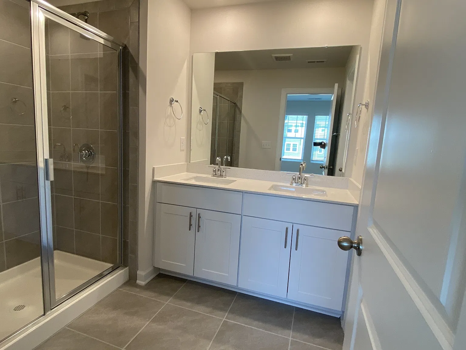 2421 Arbor Loop Dr - 1 — Photo 1