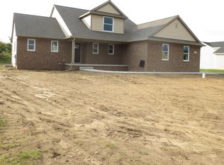 345 Corkwood Dr, Oxford, MI 48371