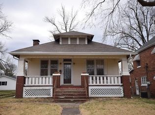 1102 W Clay St, Collinsville, IL 62234