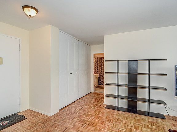 4th image of 555 Kappock St APT 23B