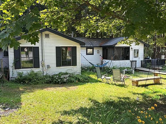 2nd image of 90 Library Avenue