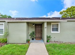 207 Dorchester Sq, Lake Mary, FL 32746