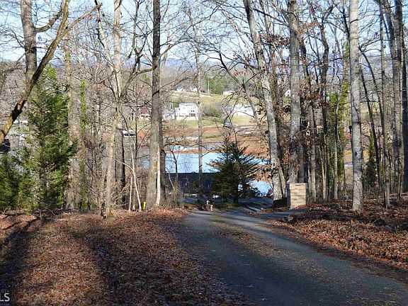 2nd image of 32 Hiawassee Lake Ests