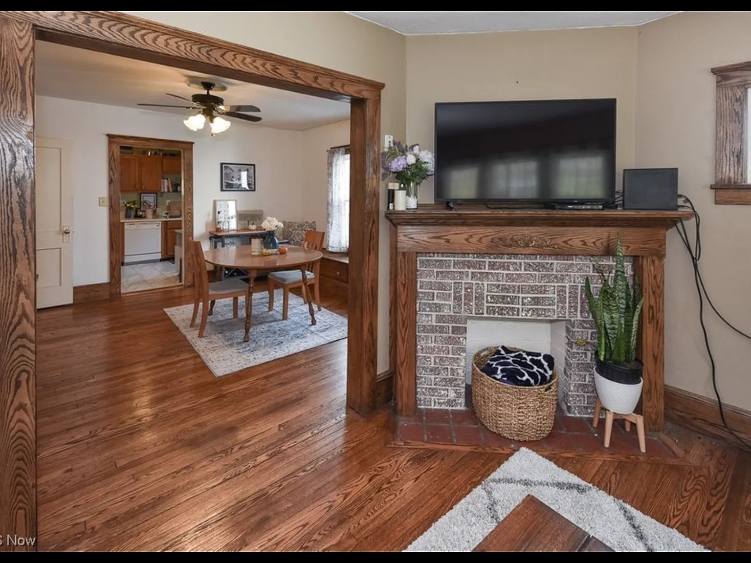 2 bed, 1025 sqft, $1,550 — Photo 4