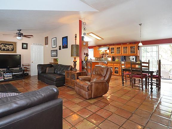 4th image of 2705 Tierra Way