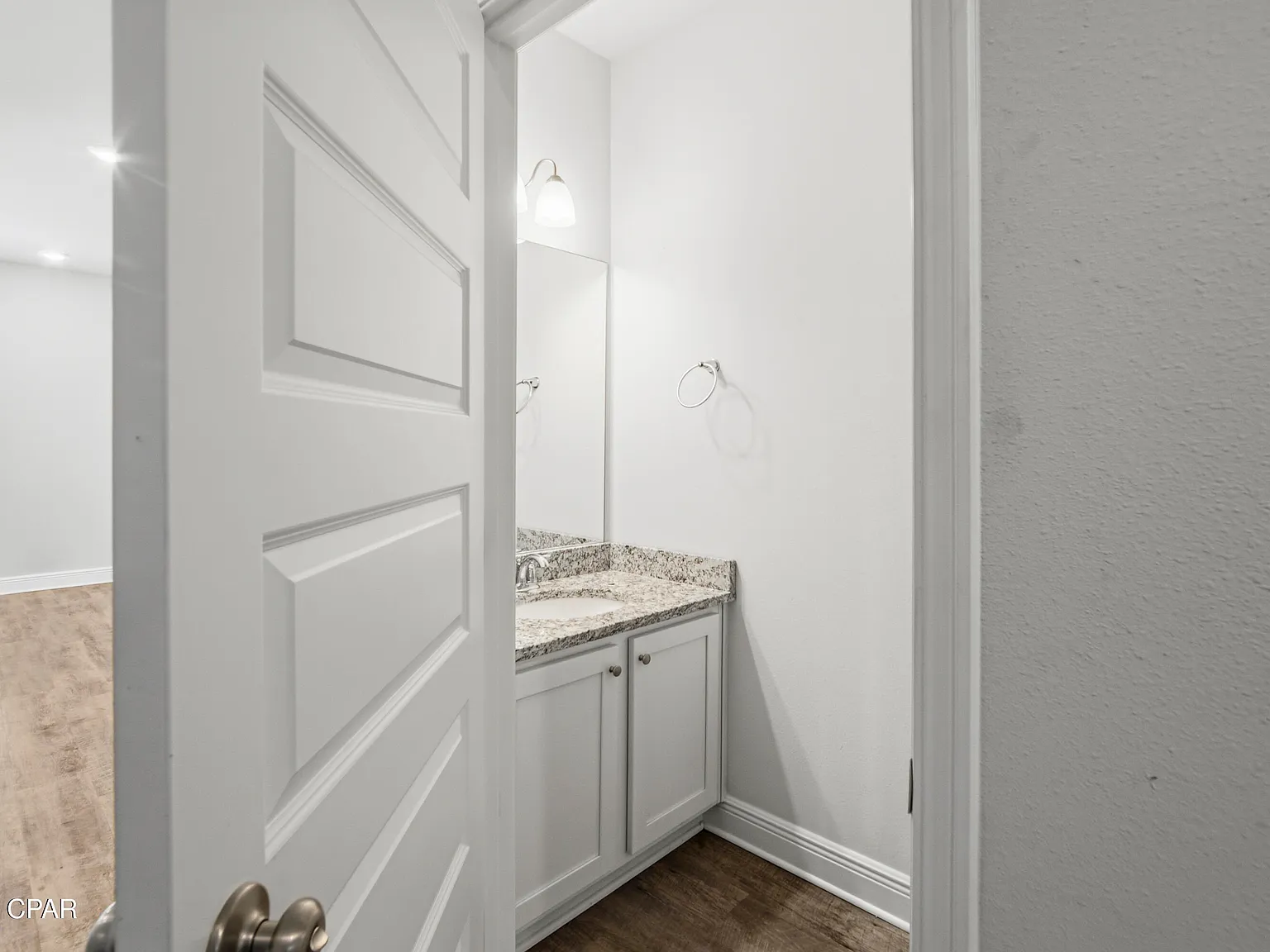 3 bed, 2.5 bath, 1484 sqft, $1,900 — Photo 4