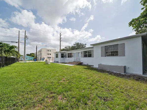 1260 NW 58th St, Miami, FL 33142