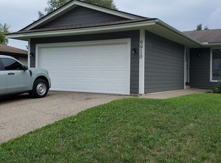 9910 Upper 161st St W, Lakeville, MN 55044