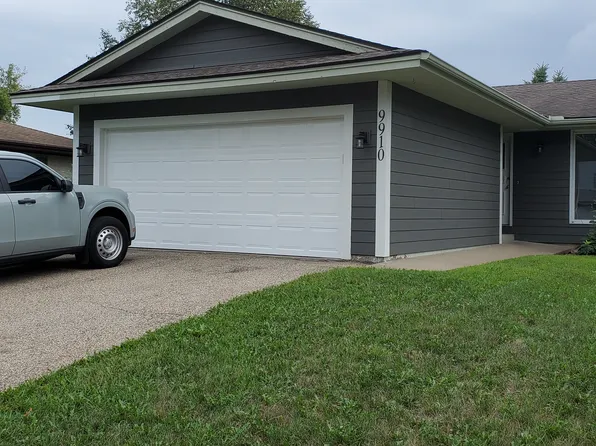 9910 Upper 161st St W, Lakeville, MN 55044