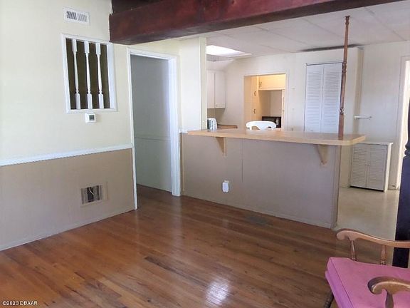 5th image of 522 Dorothy Ave