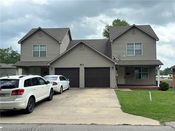 613 S 11th St, Van Buren, AR 72956