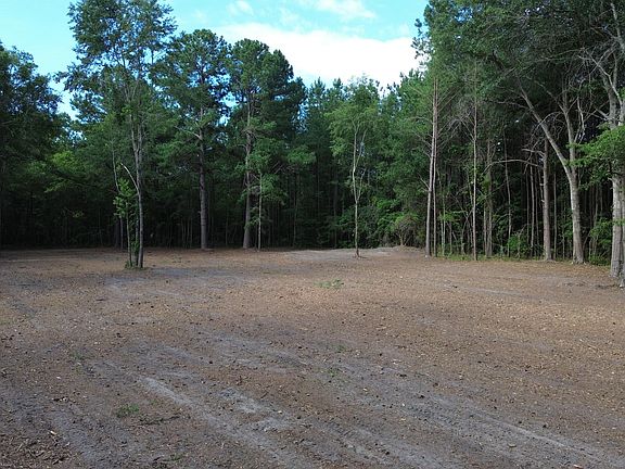 2nd image of 3 Trojan Rd
