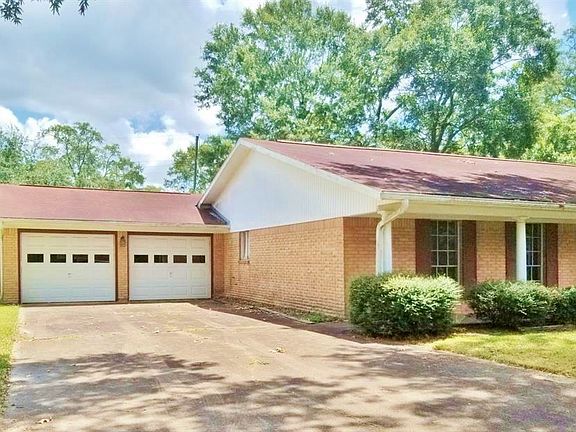 2nd image of 2080 Chevy Chase Ln