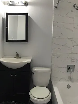 Rented by G2 Realty Group LLC | media 12