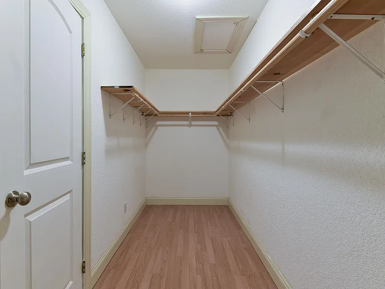Mountain Grove Duplexes - 514MA — Photo 10
