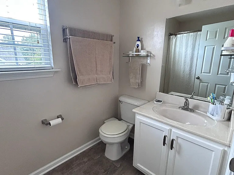 1030 Woodland Dr — Photo 22
