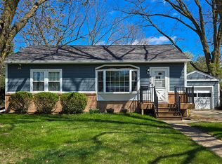 416 Hilltop Rd, Ames, IA 50014