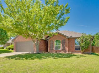 737 Mr Haney Dr, Midlothian, TX 76065