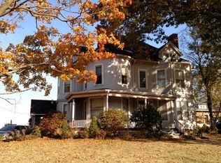 11 Park Pl, Keokuk, IA