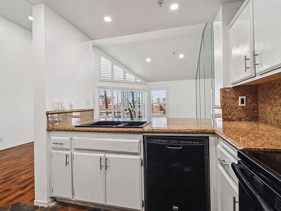 5th image of 1200 Pacific Coast Hwy APT 423