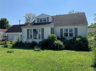 304 Redfern Rd, Chippewa lake, OH 44215