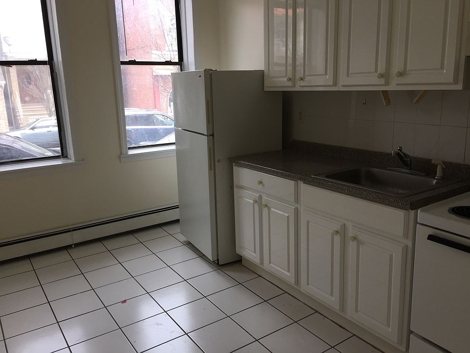 2nd image of 305 49th St APT 1