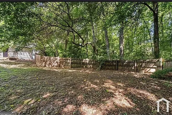 3 bed, $2,000 — Photo 4