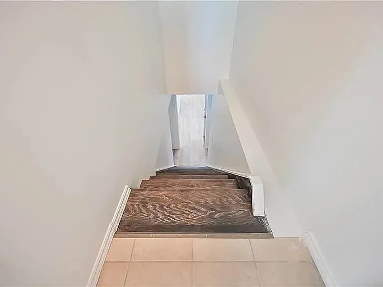 81 Marion St #BASEMENT — Photo 17