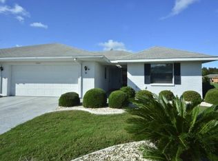 2120 Meadowlark Ln, Sun City Center, FL 33573