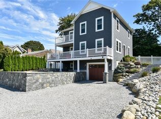 46 Bayberry Rd, Narragansett, RI 02882