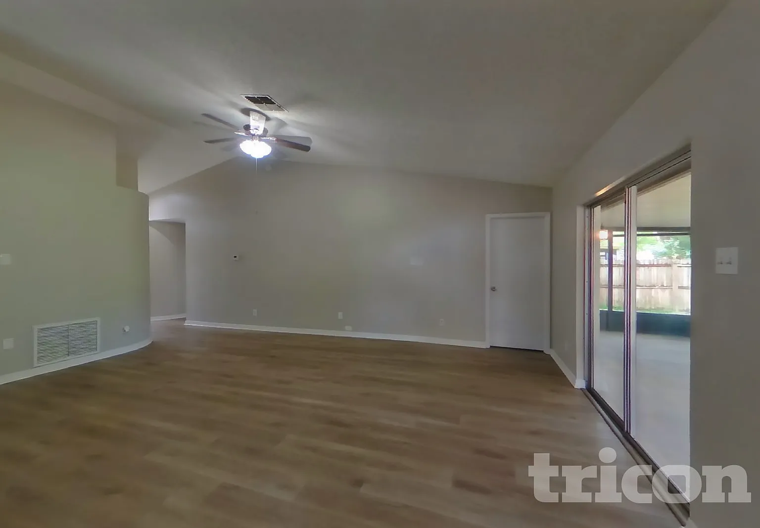 1765 Tinsmith Circle Lutz FL — Photo 4