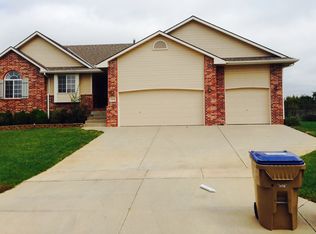 12610 E Lincoln Ct, Wichita, KS 67207