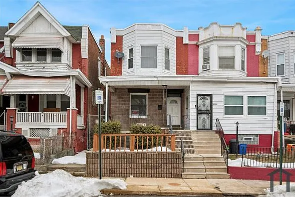 3 bed, $2,410 — Photo 1