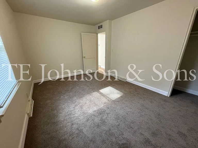 3616 Harvard Rd — Photo 12