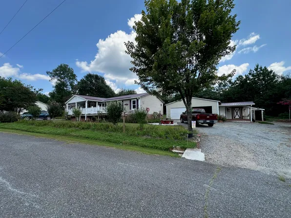 112 N Cash Ave, Chesnee, SC 29323