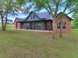 673 Barn Cir, Goldsby, OK 73093