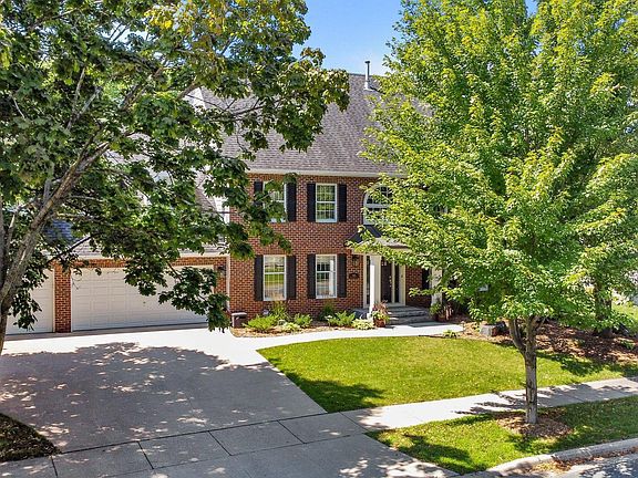 3rd image of 2345 Field Stone Dr