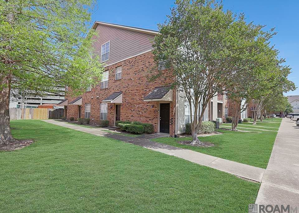 1st image of 710 E Boyd Dr APT 901