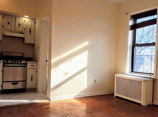 41 Kelly Pkwy APT C1, Bayonne, NJ 07002