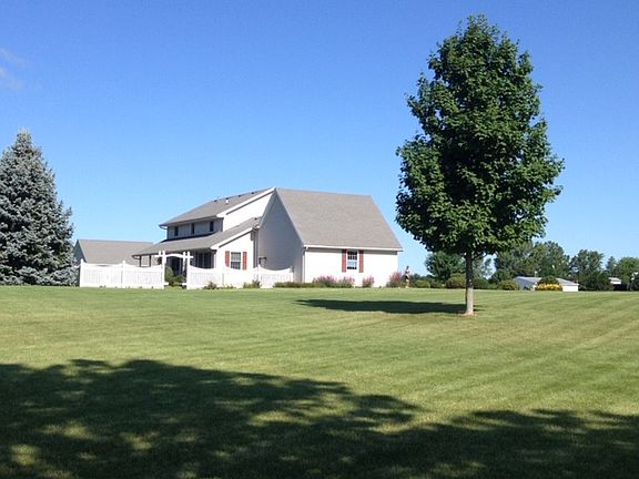 3rd image of 16347 E Lakeview Ln