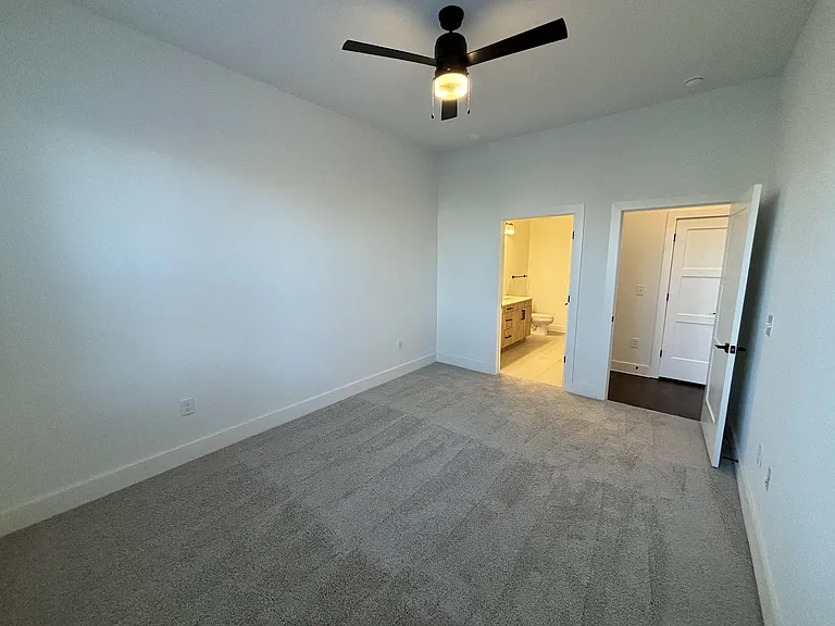 The Argos Apartments on The Beltline — Photo 121