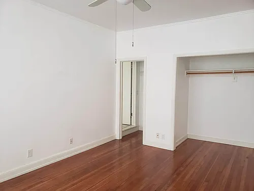 564 N Larchmont Blvd #303 Photo 1