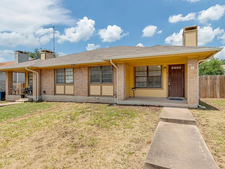 9604 Night Star Dr #B — Photo 19