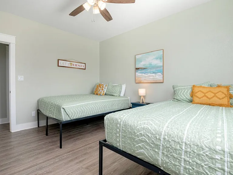 Gulf Shores Dr — Photo 47
