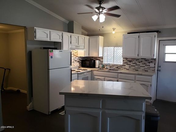 3rd image of 420 S 99th Pl