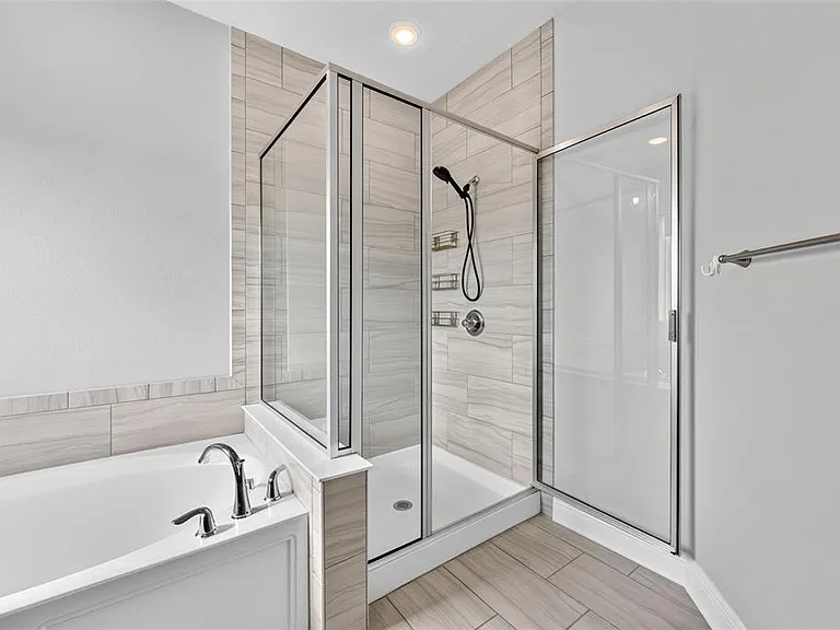 9597 Cavendish Dr — Photo 20