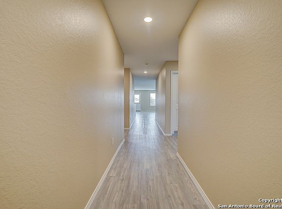 4th image of 5702 Mountain Point