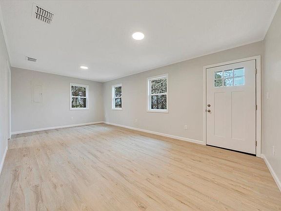 2nd image of 300 Ditto Branch Ln