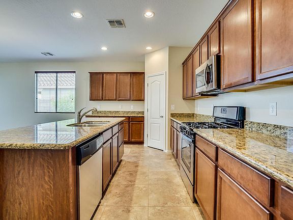 4th image of 21229 E Cherrywood Dr